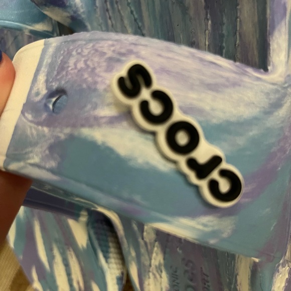 Crocs - Picture 2 of 3